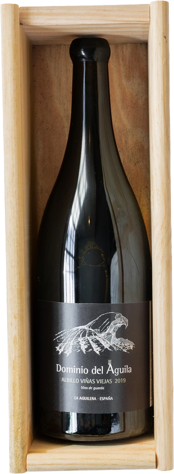 Fles Dominio del Águila Albillo Viñas Viejas 2019 in een houten kist.